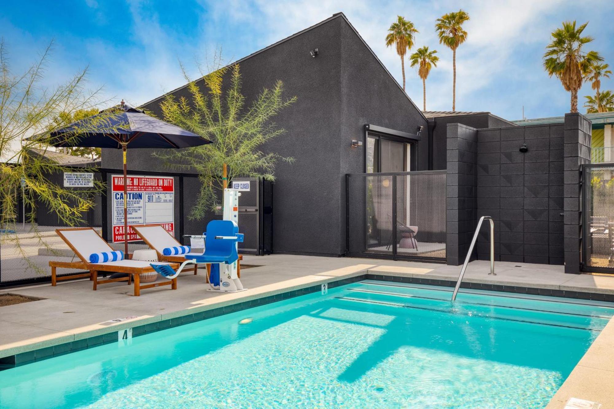 Blackhaus By Avantstay Ada Modern Rooms, Pool & Bbq Παλμ Σπρινγκς Εξωτερικό φωτογραφία
