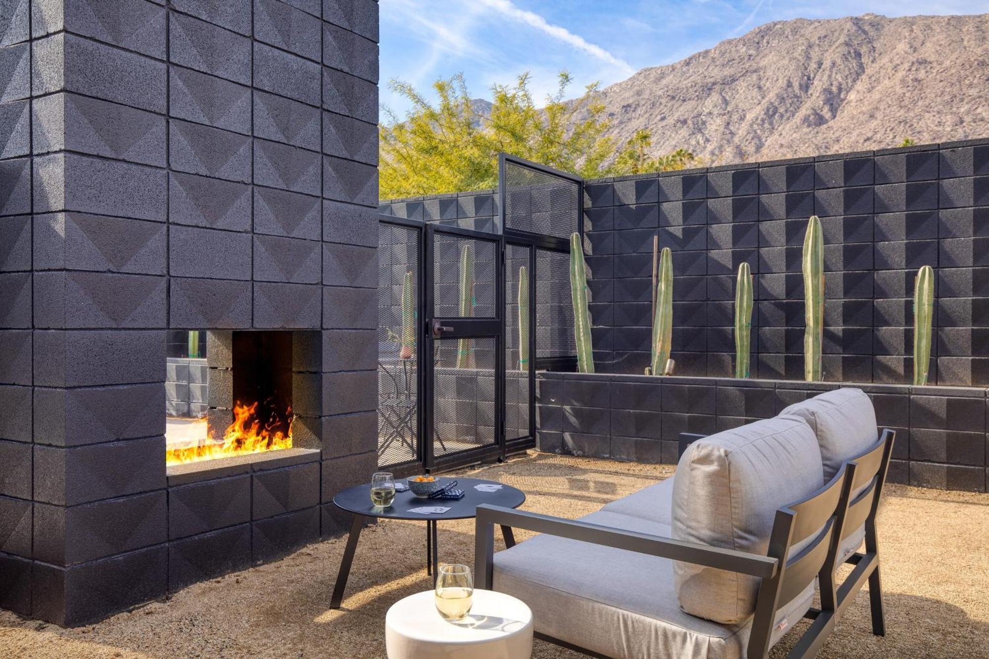 Blackhaus By Avantstay Ada Modern Rooms, Pool & Bbq Παλμ Σπρινγκς Εξωτερικό φωτογραφία