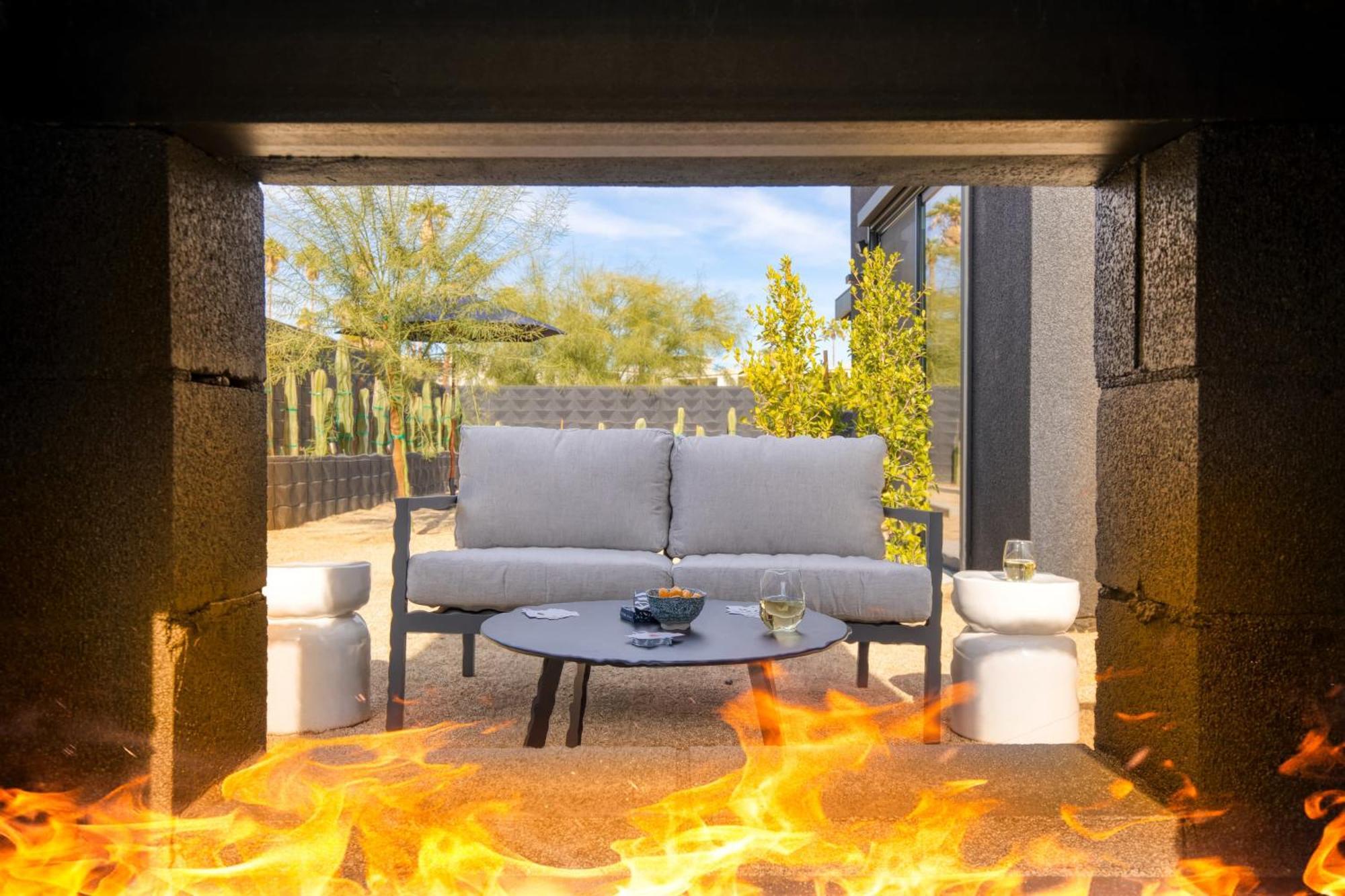 Blackhaus By Avantstay Ada Modern Rooms, Pool & Bbq Παλμ Σπρινγκς Εξωτερικό φωτογραφία