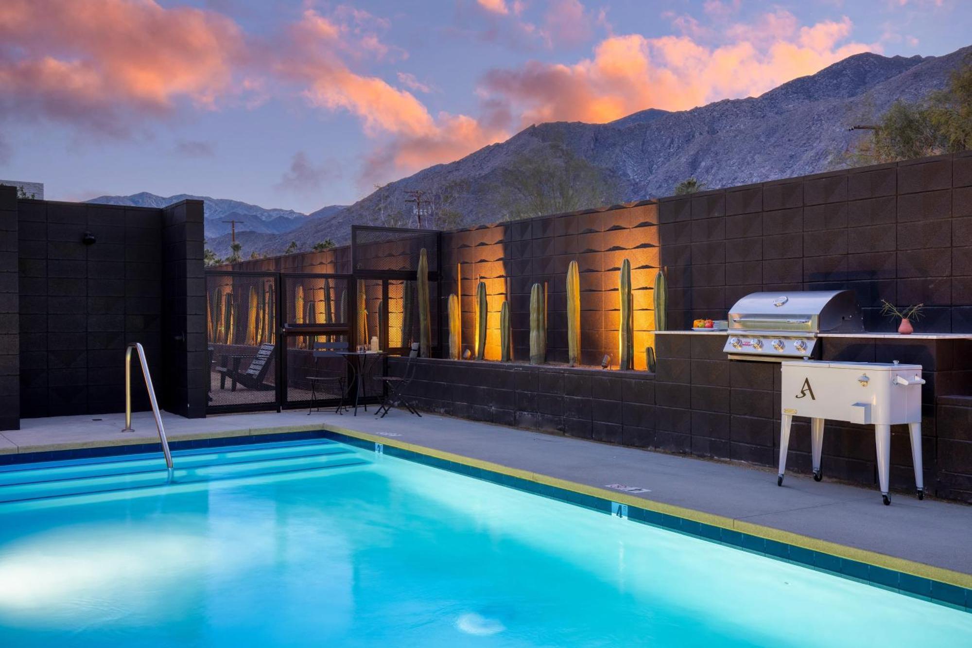 Blackhaus By Avantstay Ada Modern Rooms, Pool & Bbq Παλμ Σπρινγκς Εξωτερικό φωτογραφία